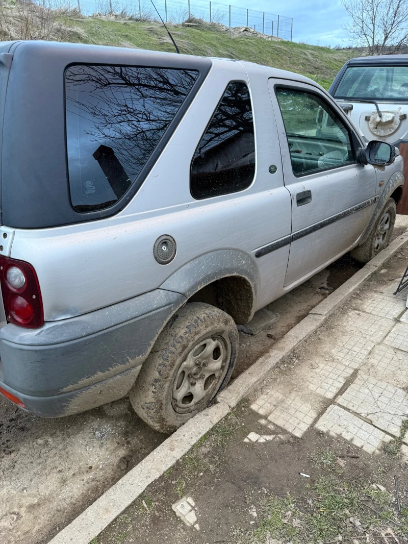 Land Rover Freelander 2.0 Dt, снимка 2 - Автомобили и джипове - 53597574