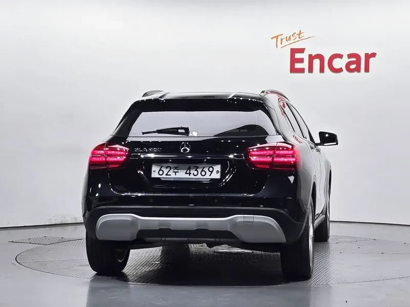 Mercedes-Benz GLA X156 , снимка 4 - Автомобили и джипове - 54959952
