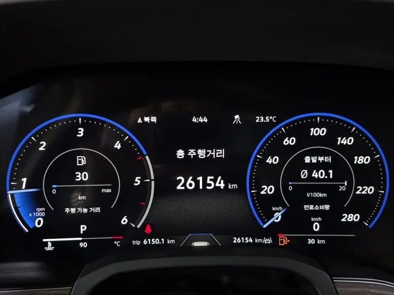 VW Touareg 3.0 TDI PRESTIGE, снимка 8 - Автомобили и джипове - 55006545