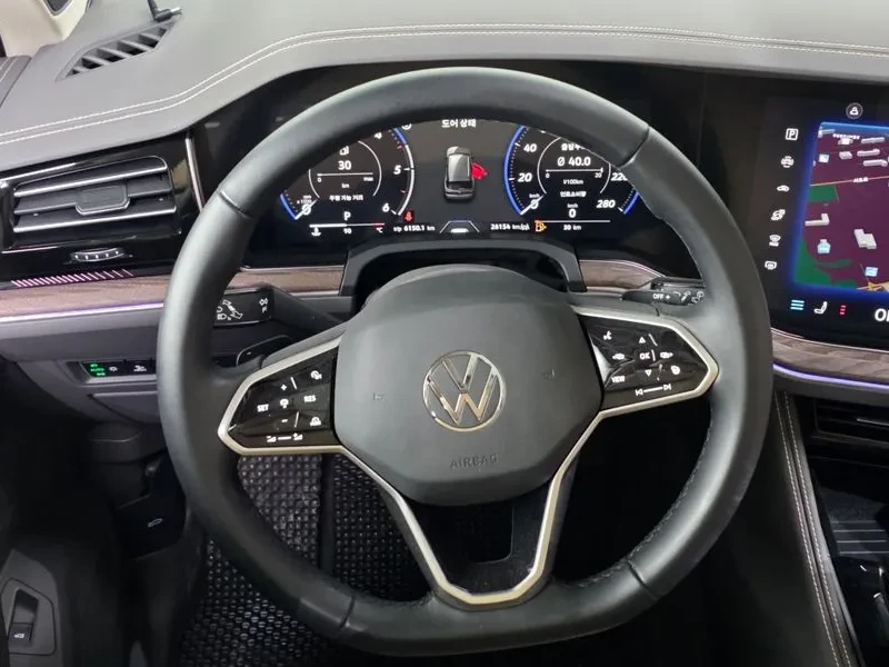 VW Touareg 3.0 TDI PRESTIGE, снимка 13 - Автомобили и джипове - 55006545