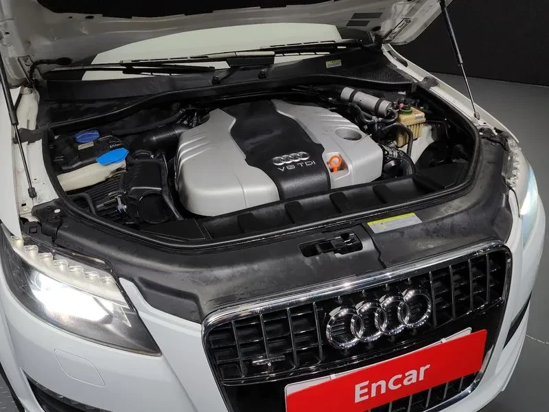 Audi Q7 3.0 TDI Quattro, снимка 6 - Автомобили и джипове - 55132421