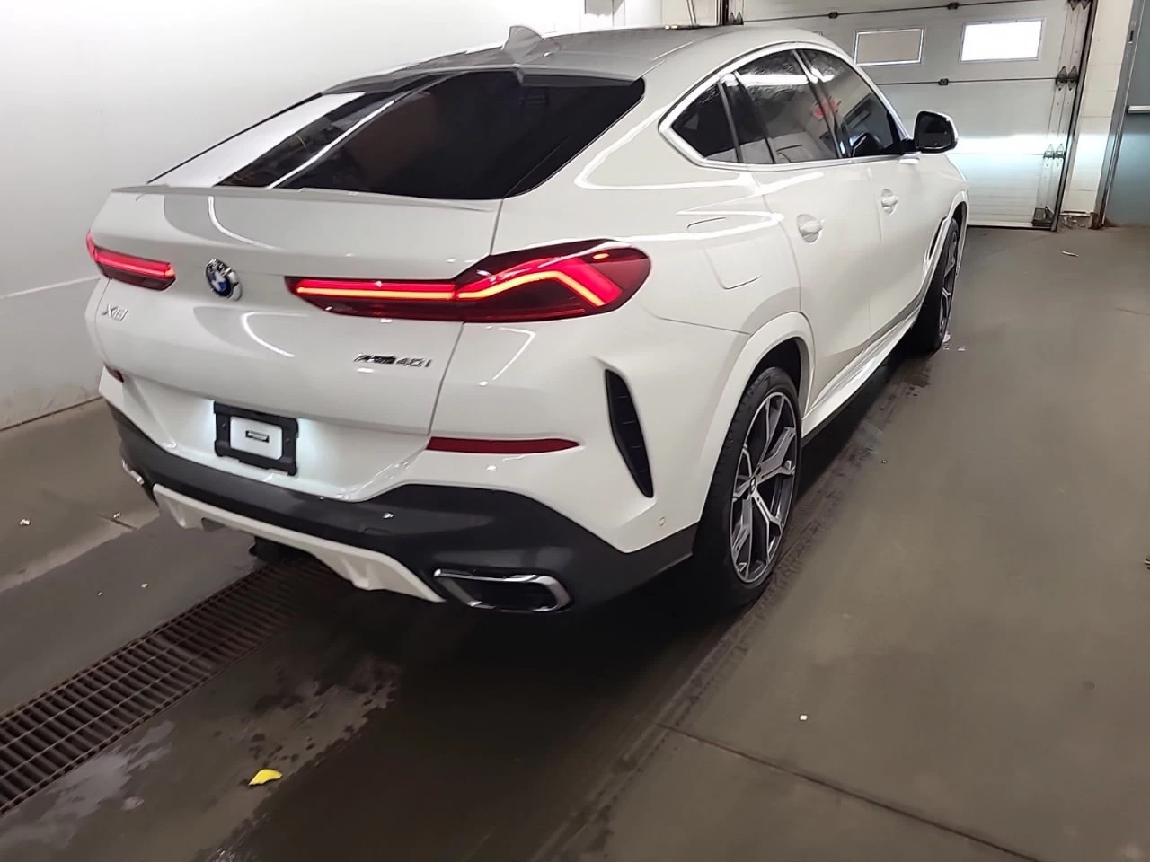 BMW X6 * CARFAX * АВТО КРЕДИТ * ЦЕНА ДО БГ! - изображение 6
