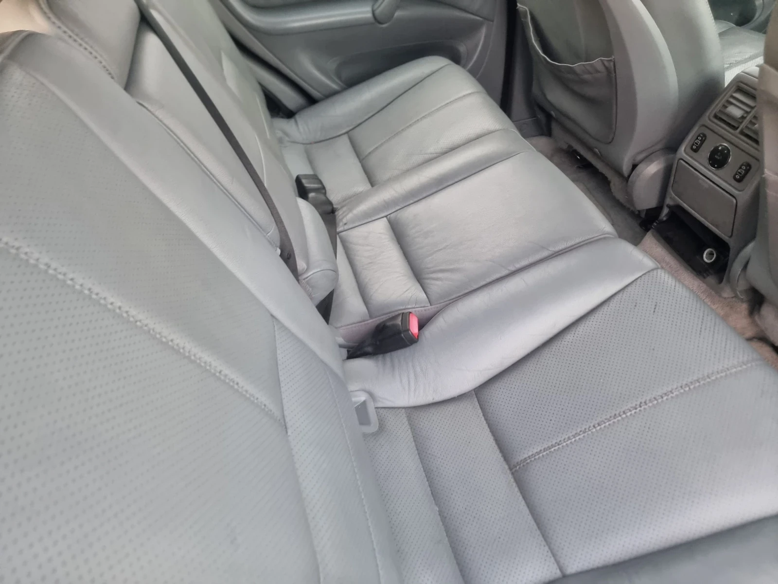 Mercedes-Benz ML 270  - изображение 6