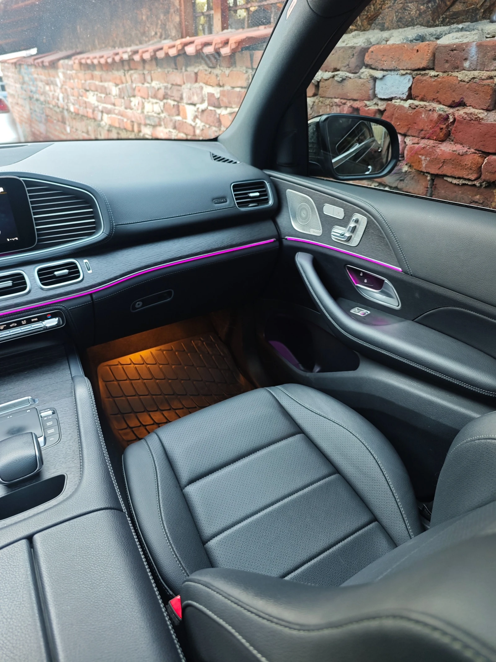 Mercedes-Benz GLE 350 4MATIC AMG pack, снимка 13 - Автомобили и джипове - 54044937