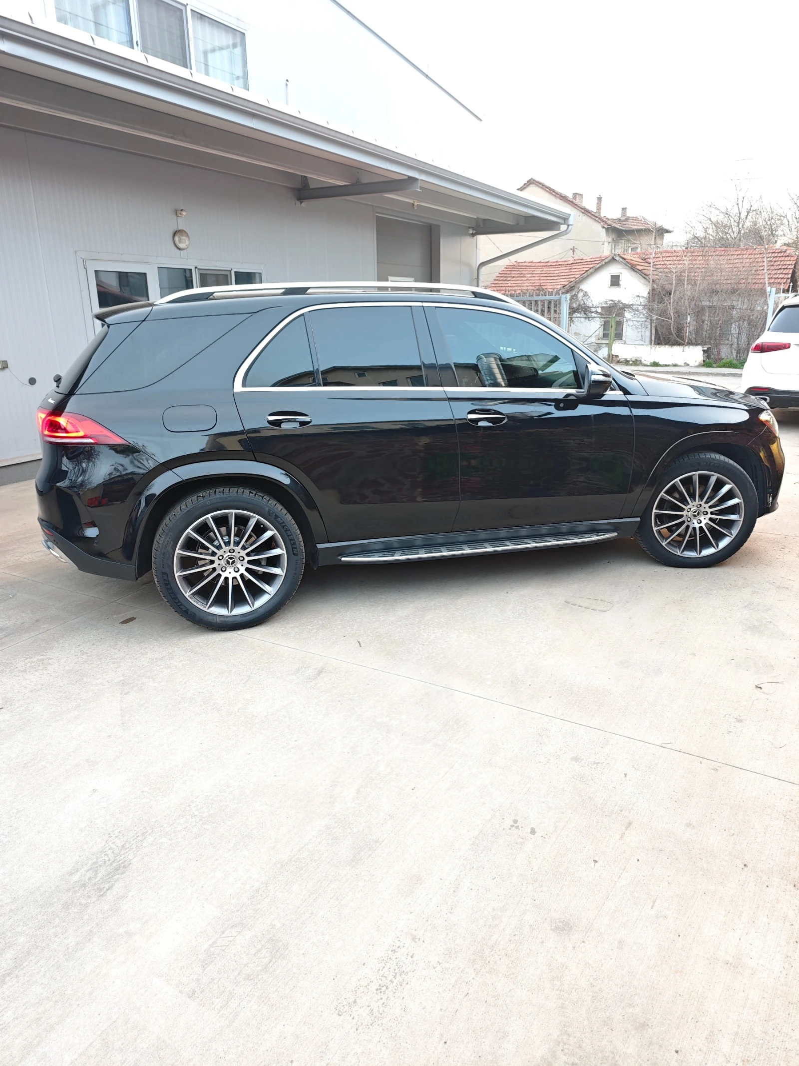 Mercedes-Benz GLE 350 4MATIC AMG pack, снимка 5 - Автомобили и джипове - 54044937