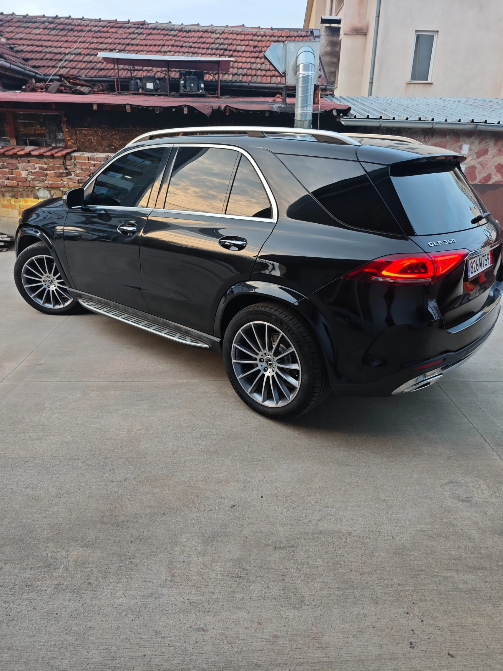 Mercedes-Benz GLE 350 4MATIC AMG pack, снимка 6 - Автомобили и джипове - 54044937