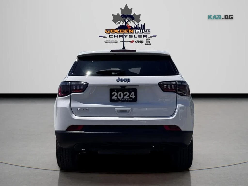 Jeep Compass Sport 4WD* AвтоКредит* (ЦЕНА ДО БГ), снимка 4 - Автомобили и джипове - 55254127