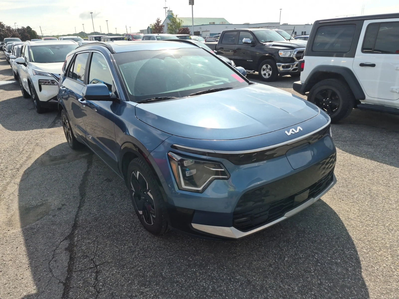 Kia Niro Limited, снимка 2 - Автомобили и джипове - 55875333