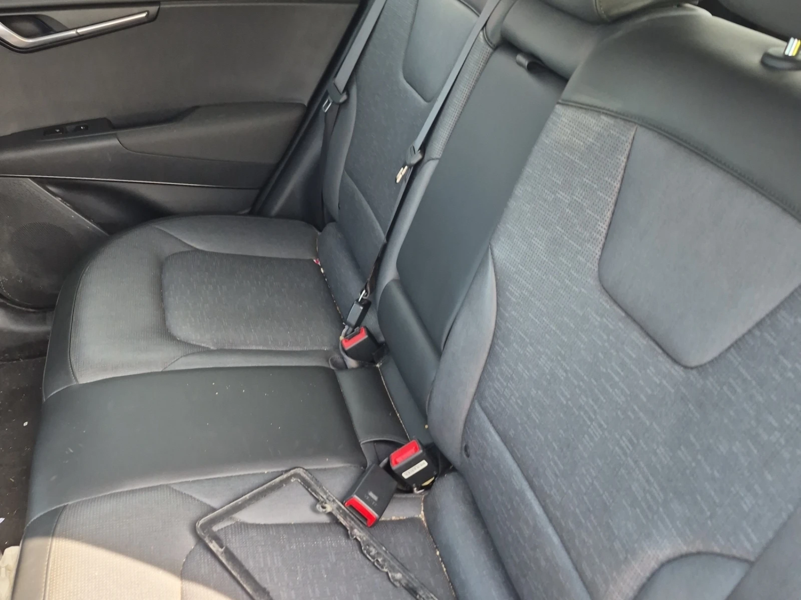 Kia Niro Limited, снимка 11 - Автомобили и джипове - 55875333