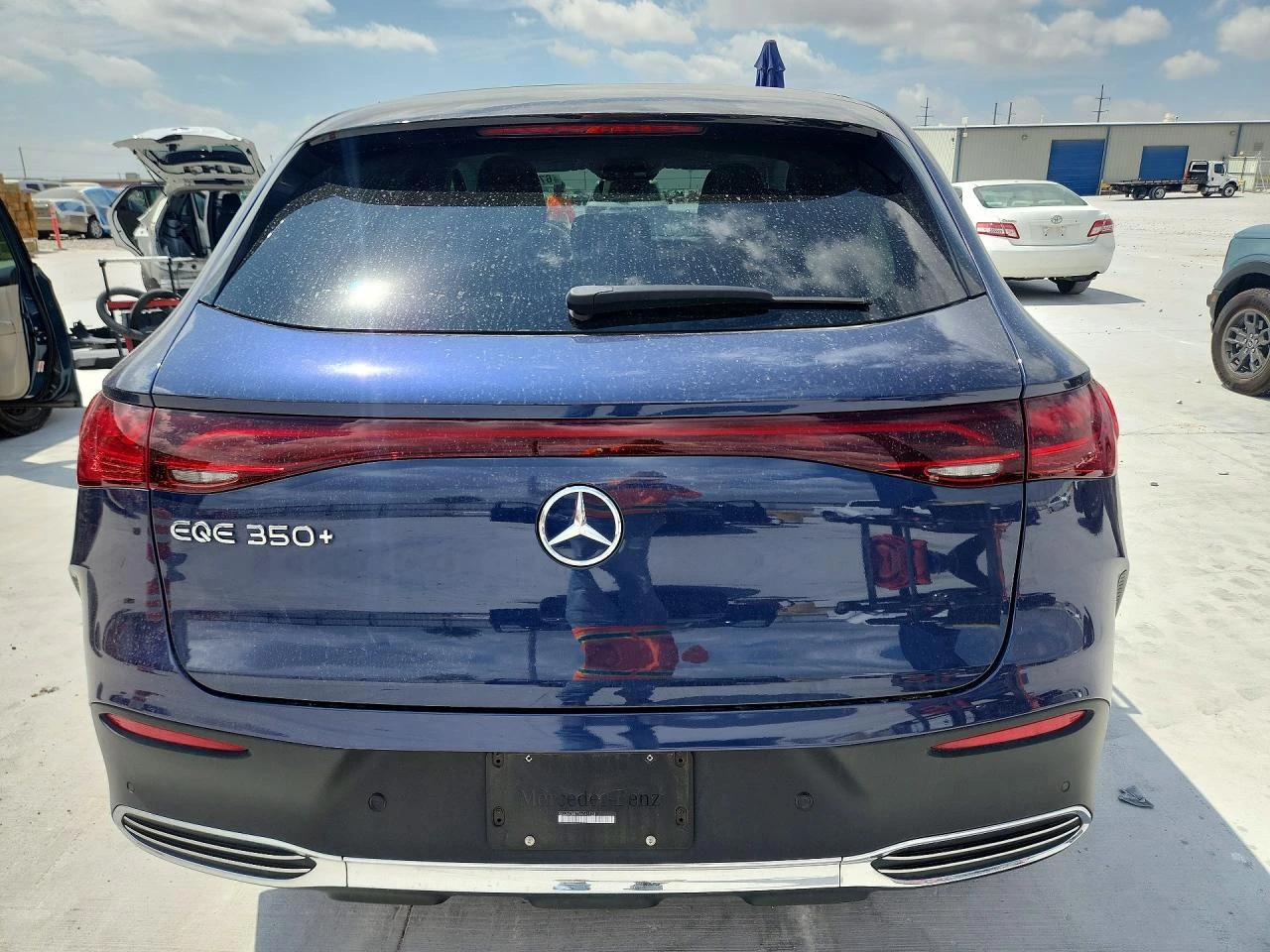 Mercedes-Benz EQE Suv 350+ , снимка 6 - Автомобили и джипове - 56630285