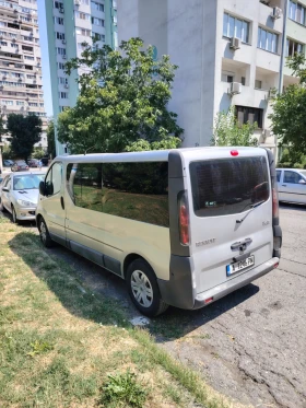 ������ Renault Trafic