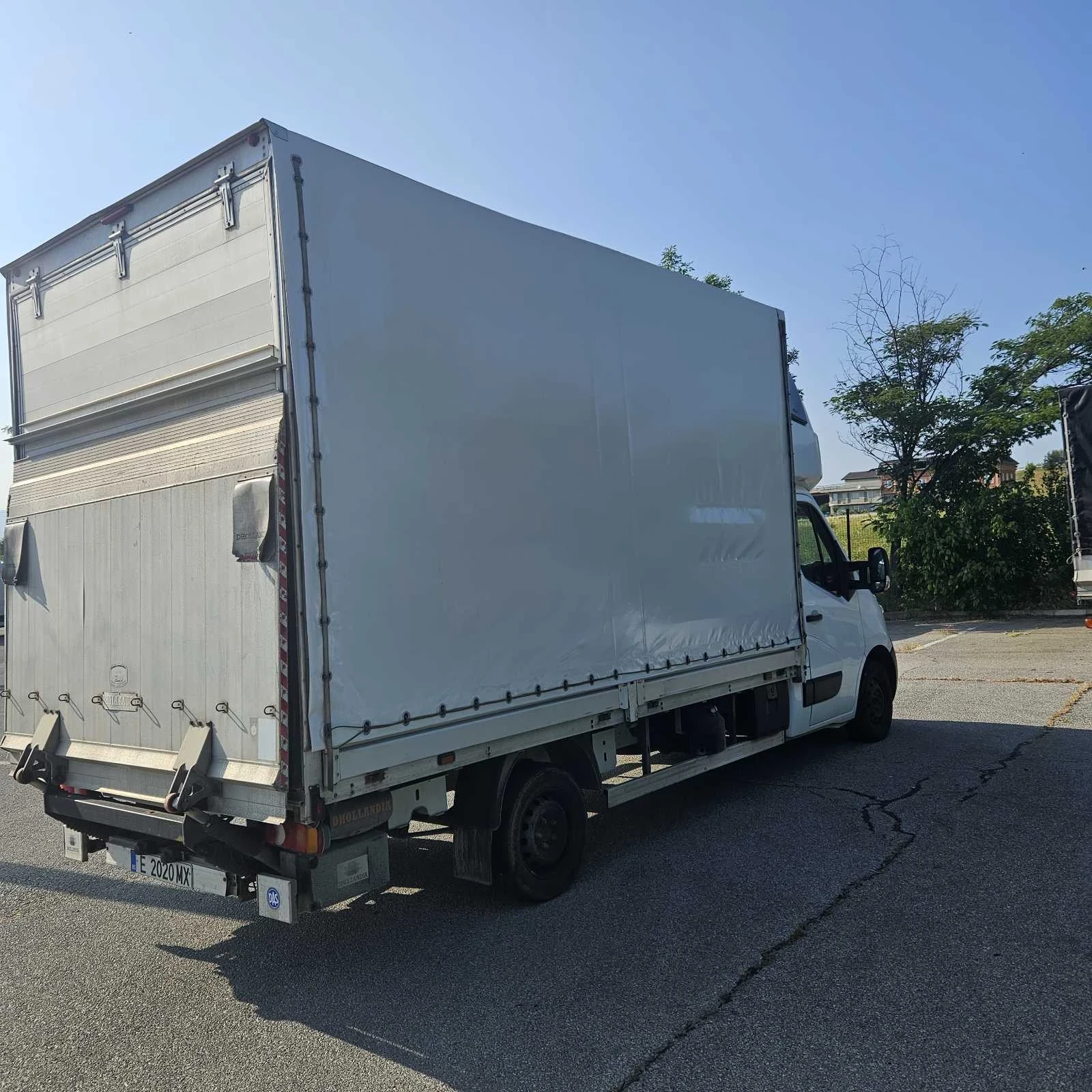 Renault Master 2.3 ПАДАЩ БОРД + ВЪЗГЛАВНИЦИ - изображение 7