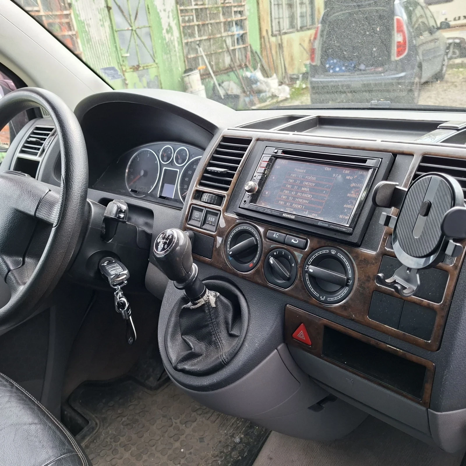 VW Transporter 60th Anniversary Transporter | Mobile.bg � ����������� 7