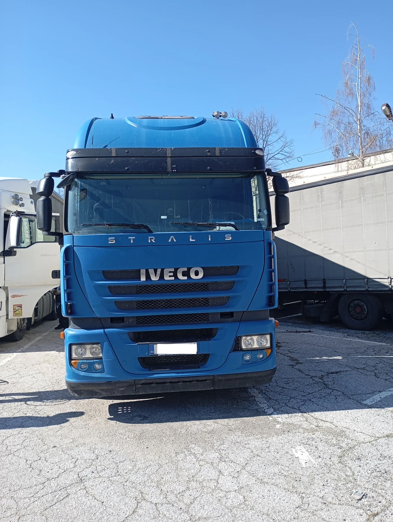 Iveco Stralis Композиция , снимка 2 - Камиони - 55669724