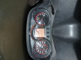 Kymco Downtown TOP състояние нови гуми Mishelin Реални 11400км, снимка 8