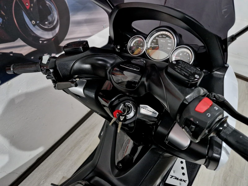 Yamaha T-max 500cc TECHMAX 2011 special edition !ABS!, снимка 14 - Мотоциклети и мототехника - 51628480