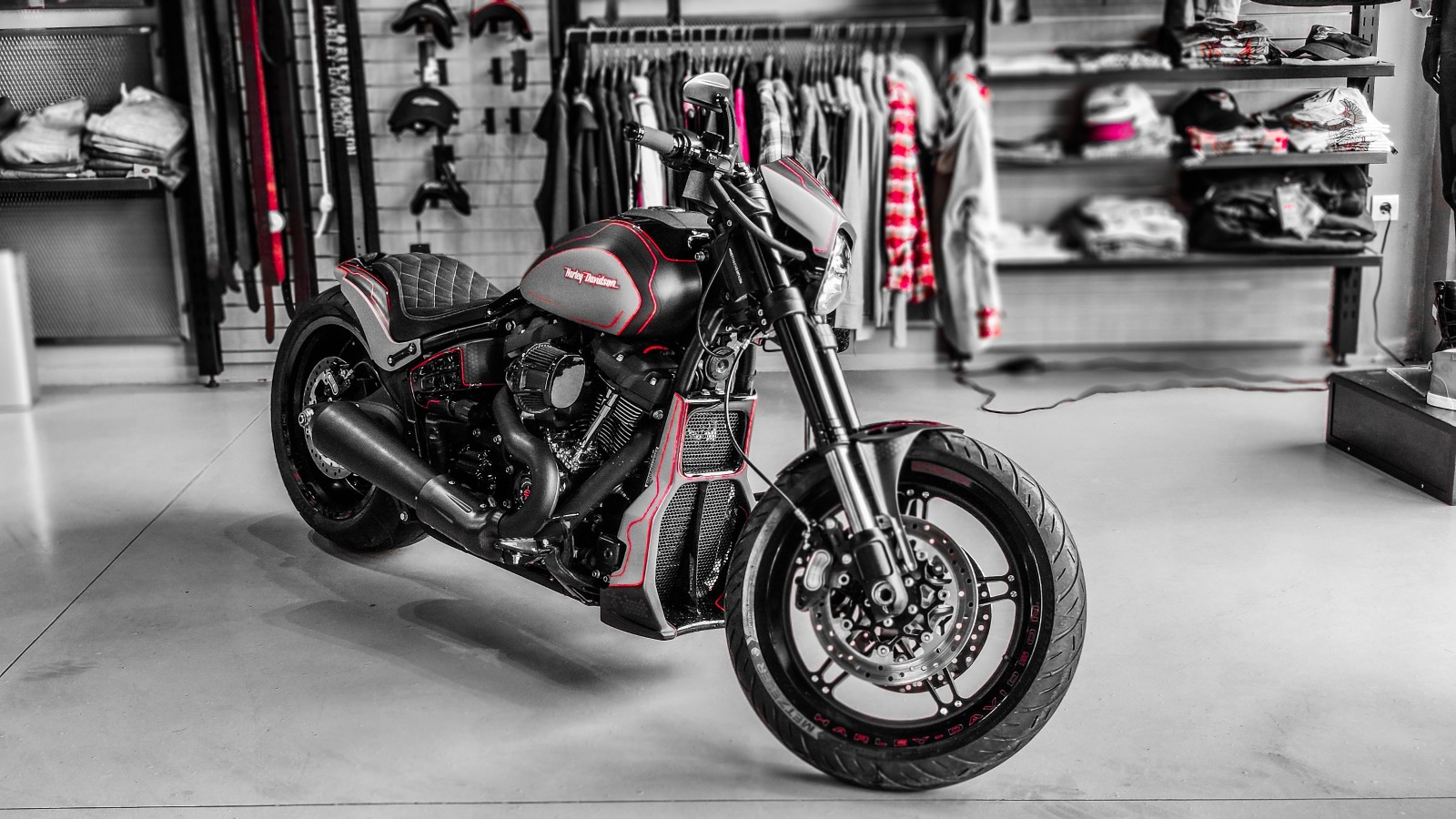 Harley-Davidson Softail FXDRS - изображение 1