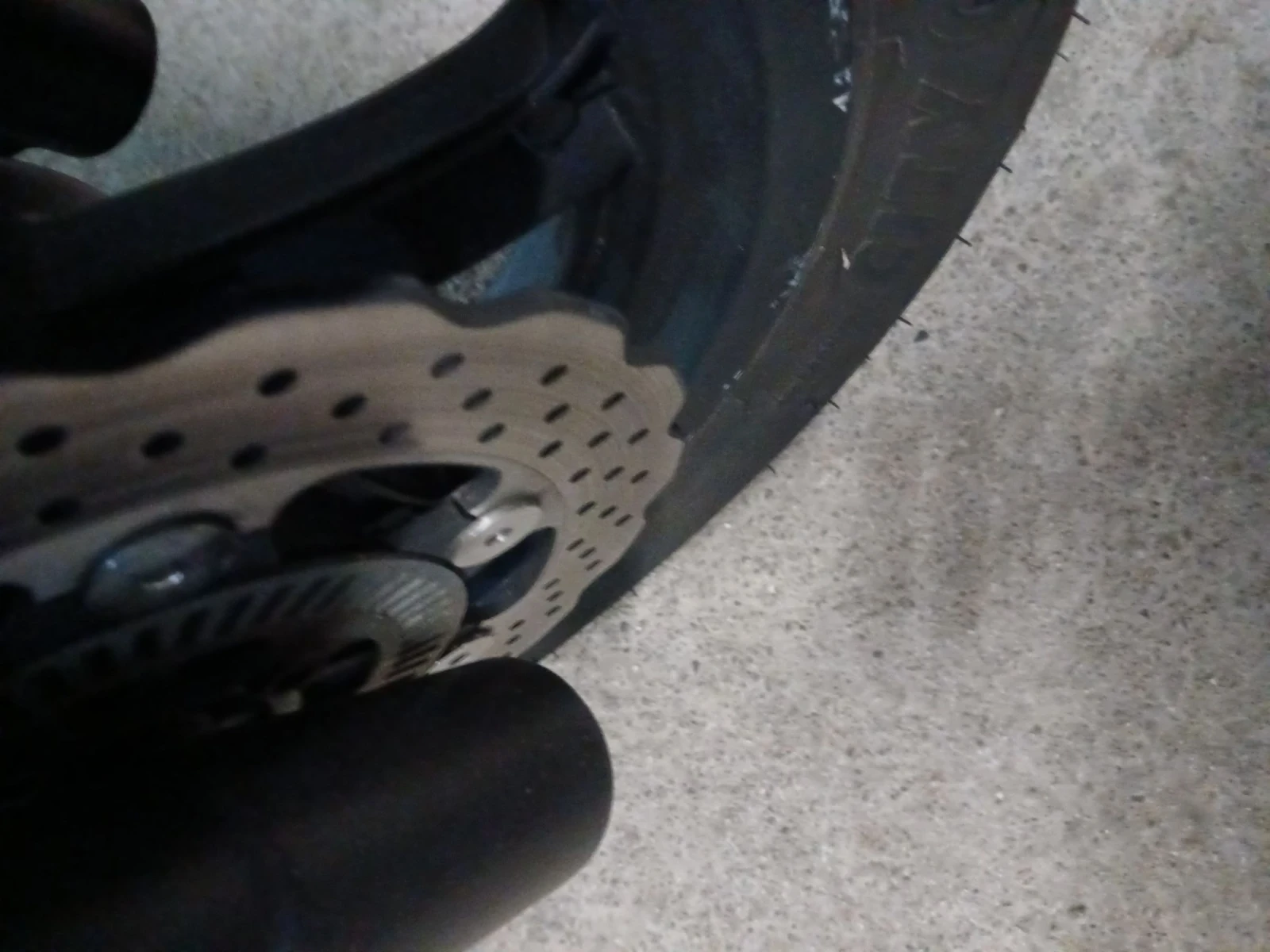 Kymco Downtown TOP състояние нови гуми Mishelin Реални 11400км - изображение 5