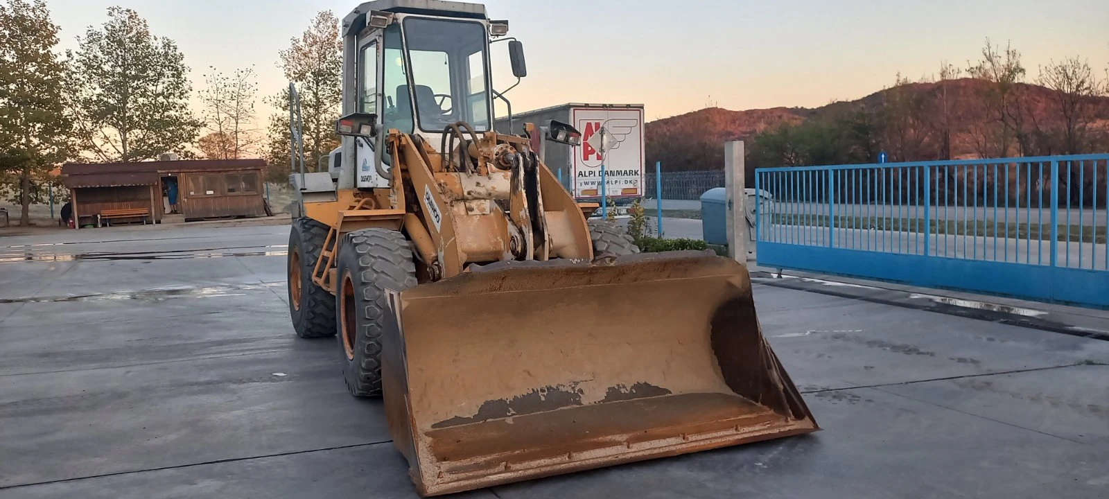   DAEWOO MEGA 200 | Mobile.bg   1