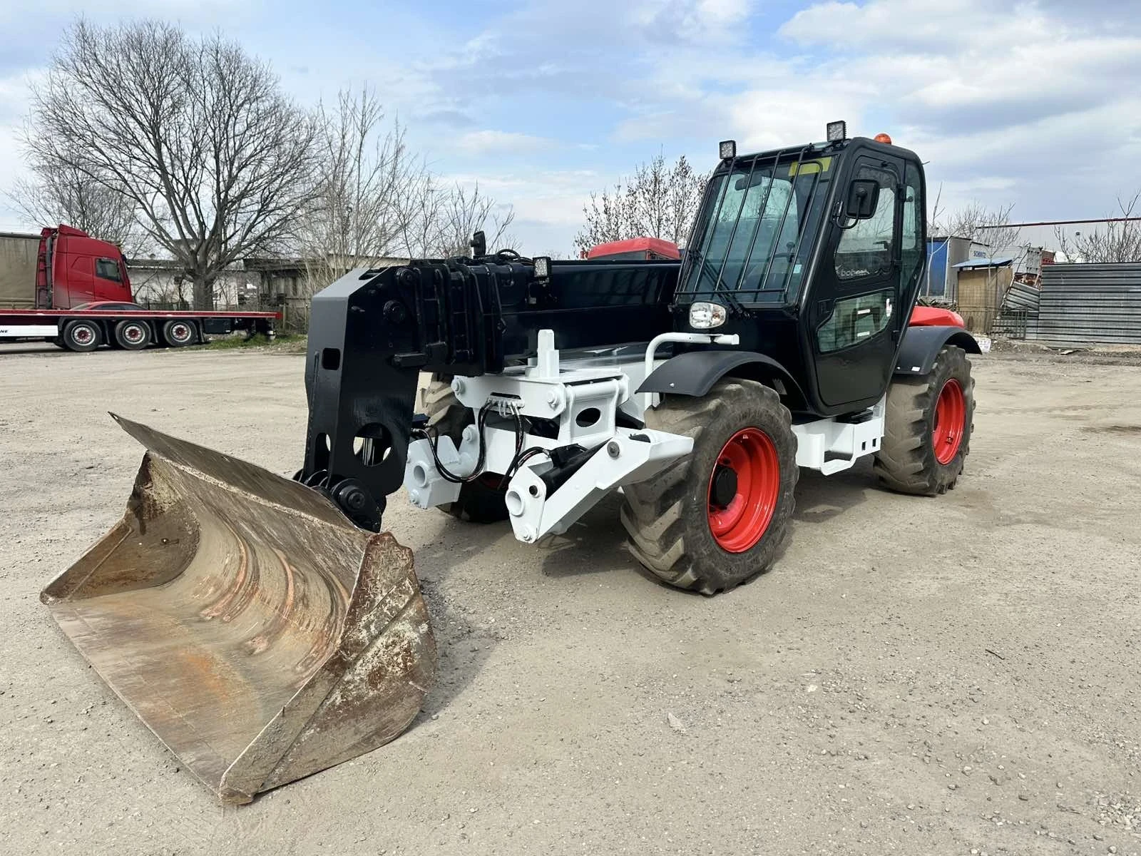 Телескопични товарачи Bobcat Bobcat T40140, снимка 3 - Индустриална техника - 53928343