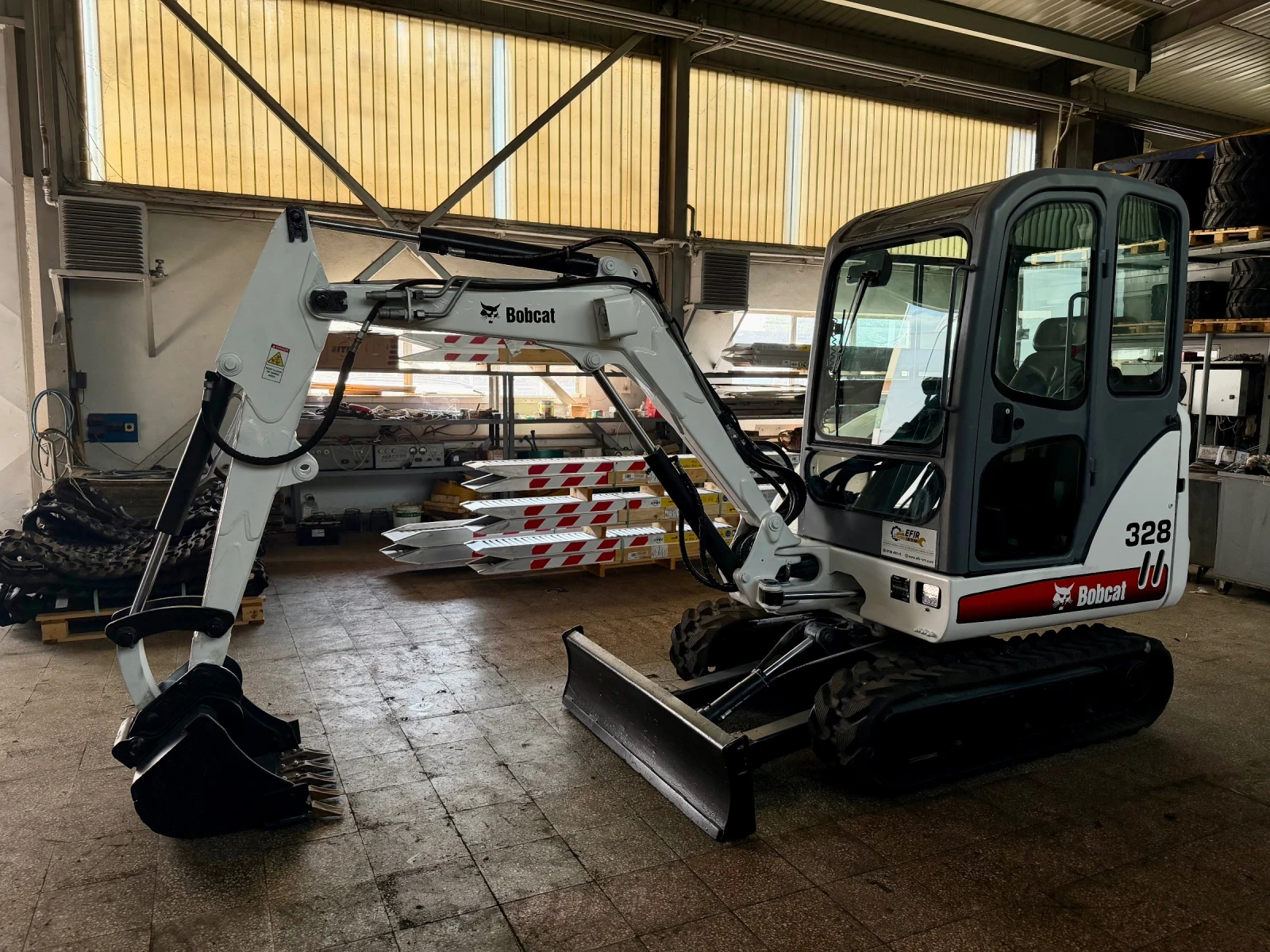Багер Bobcat 328 G