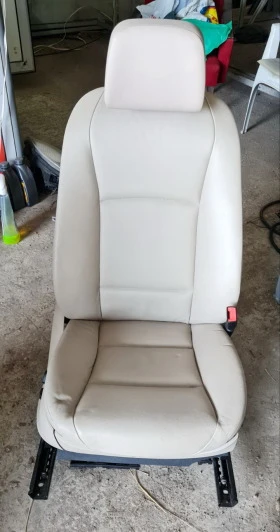 КОЖЕН  ЕЛ. САЛОН  ЗА БМВ 520   , снимка 1