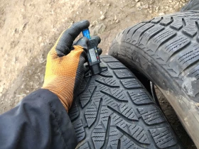 Гуми Зимни 225/65R17, снимка 5