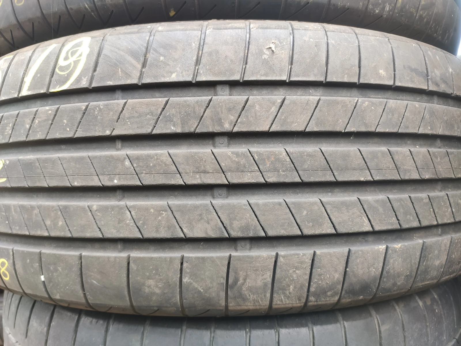 235/55R19 | Mobile.bg   2