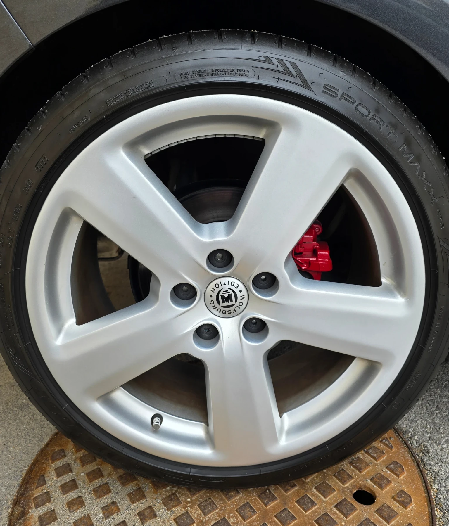 Гуми с джанти Dunlop 225/40R18