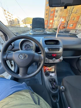 Toyota Aygo, снимка 13