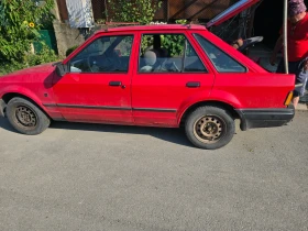  Ford Escort