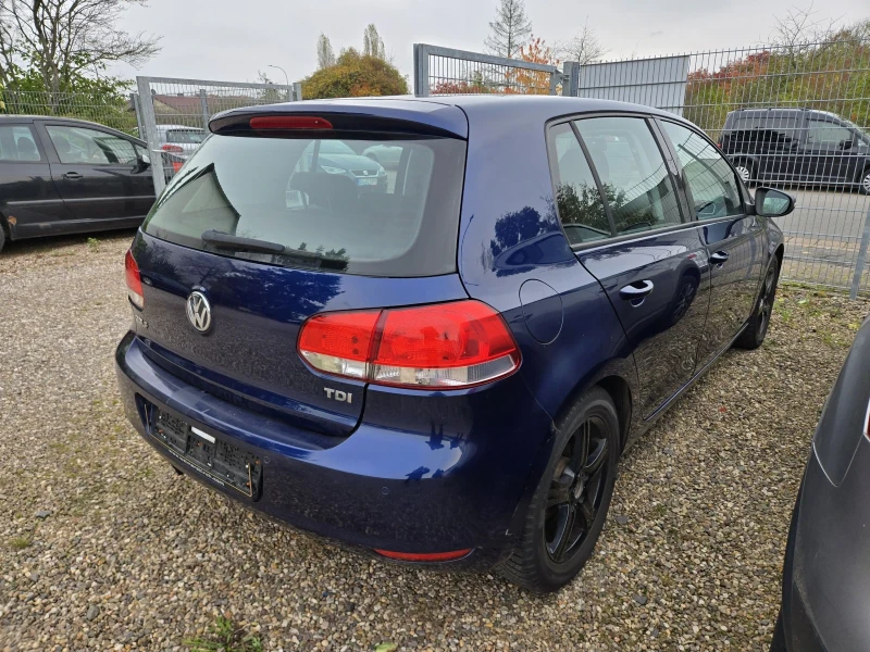 VW Golf, снимка 4 - Автомобили и джипове - 48152139