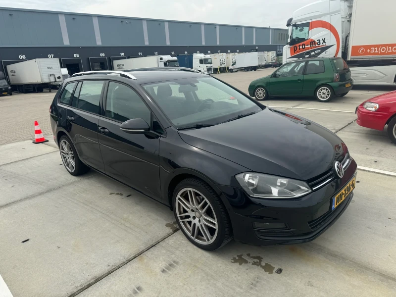 VW Golf, снимка 7 - Автомобили и джипове - 48507933