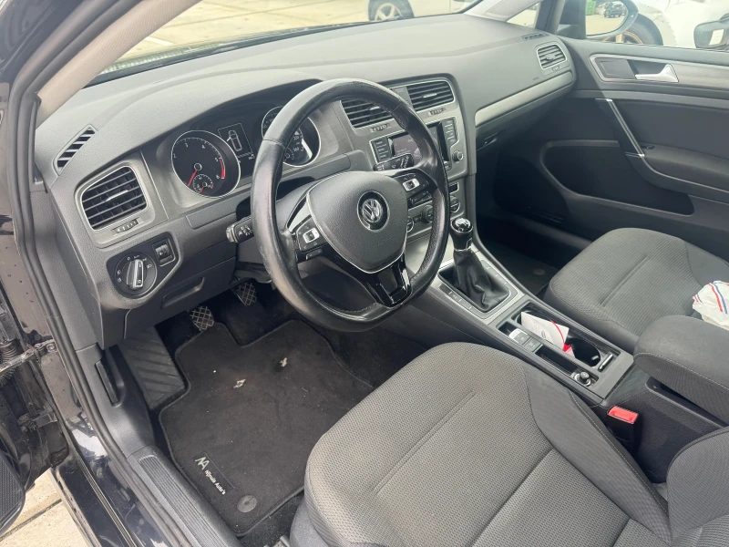 VW Golf, снимка 4 - Автомобили и джипове - 48507933