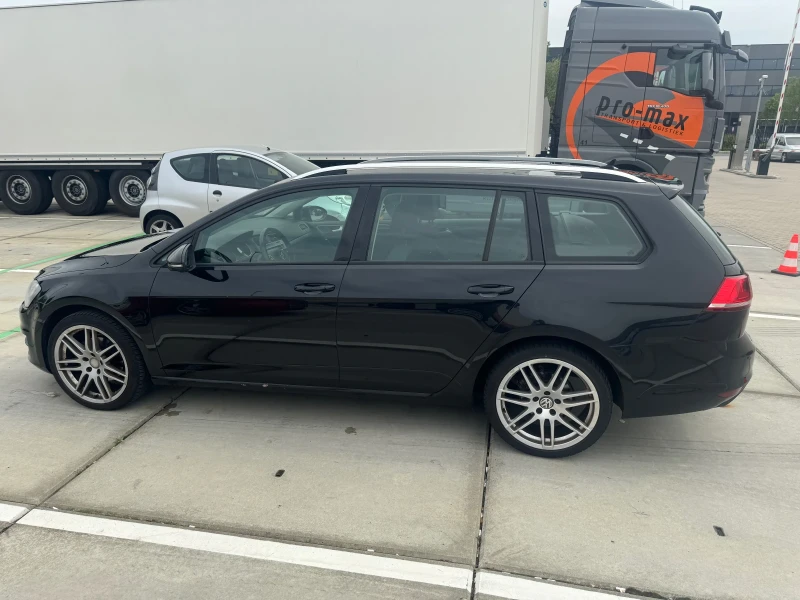 VW Golf, снимка 11 - Автомобили и джипове - 48507933