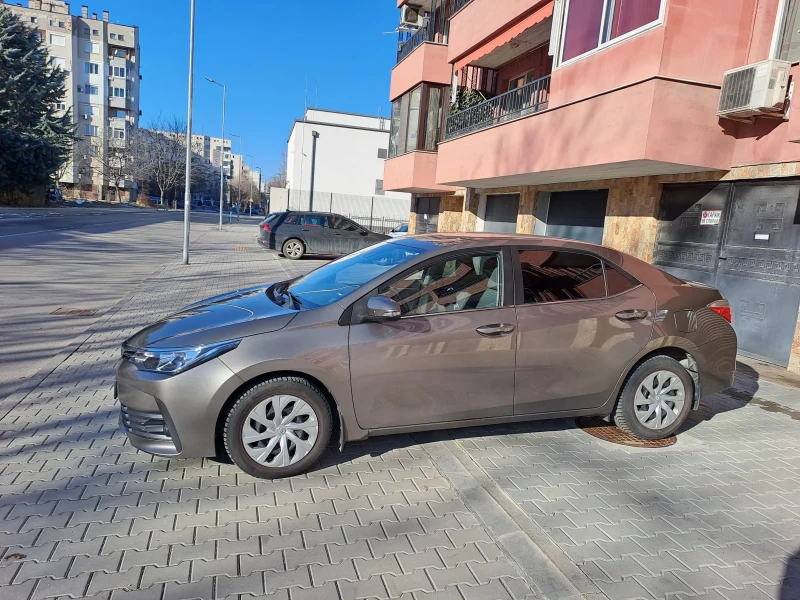 Toyota Corolla 1.6 executive , снимка 2 - Автомобили и джипове - 48726386