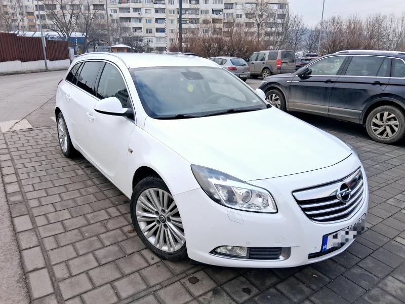 Opel Insignia   CDTI 4X4, снимка 1 - Автомобили и джипове - 48774562