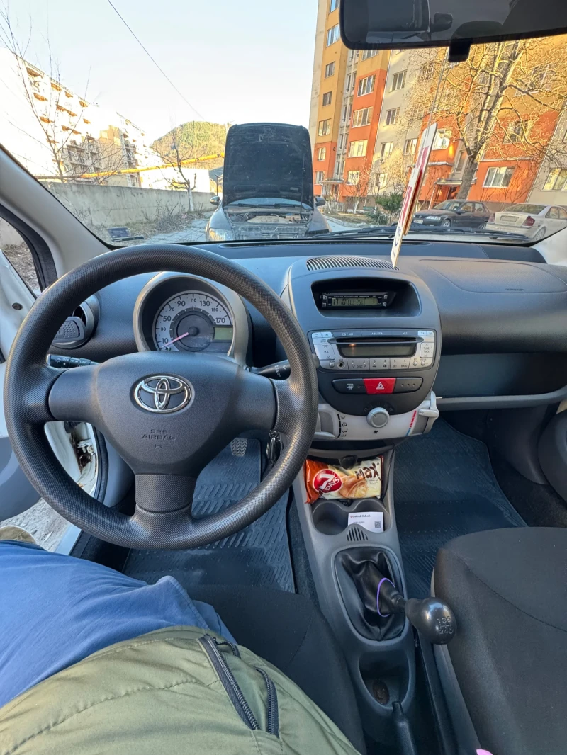 Toyota Aygo, снимка 13 - Автомобили и джипове - 49414831