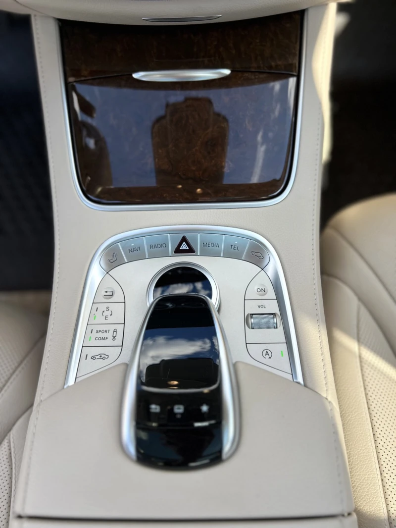Mercedes-Benz S 550 4MATIC* КАСКО* РЕАЛНИ КМ* ПЕРФЕКТНА, снимка 13 - Автомобили и джипове - 51876602