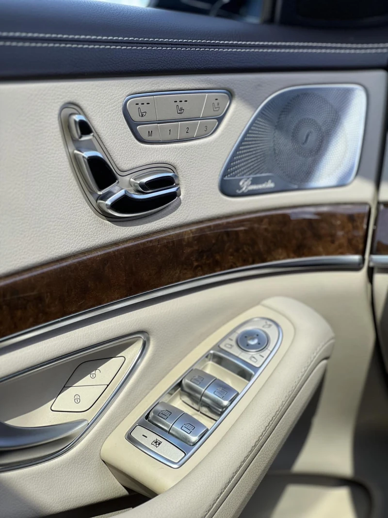 Mercedes-Benz S 550 4MATIC* КАСКО* РЕАЛНИ КМ* ПЕРФЕКТНА, снимка 14 - Автомобили и джипове - 51876602