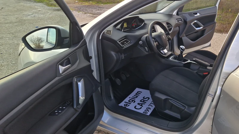 Peugeot 308 1.6 HDI 120кн ТОП , снимка 13 - Автомобили и джипове - 52830800