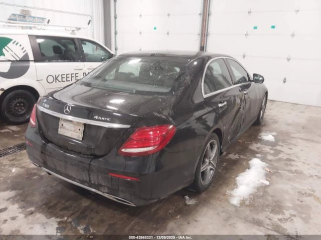 Mercedes-Benz E 300 4MATIC AMG PACK* BURMEISTER* AMBIENT* ОБДУХВАНЕ*  - изображение 4