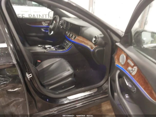 Mercedes-Benz E 300 4MATIC AMG PACK* BURMEISTER* AMBIENT* ОБДУХВАНЕ*  - изображение 10