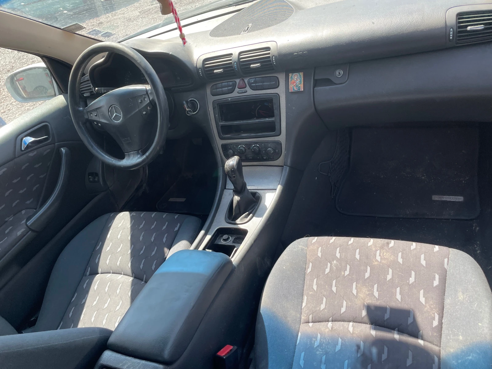 Mercedes-Benz C 220 2.2 cdi 143 ръчка - изображение 5