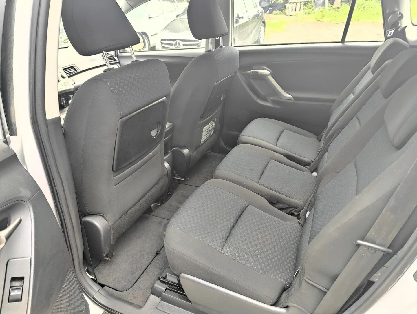 Toyota Verso 1.6i - изображение 10