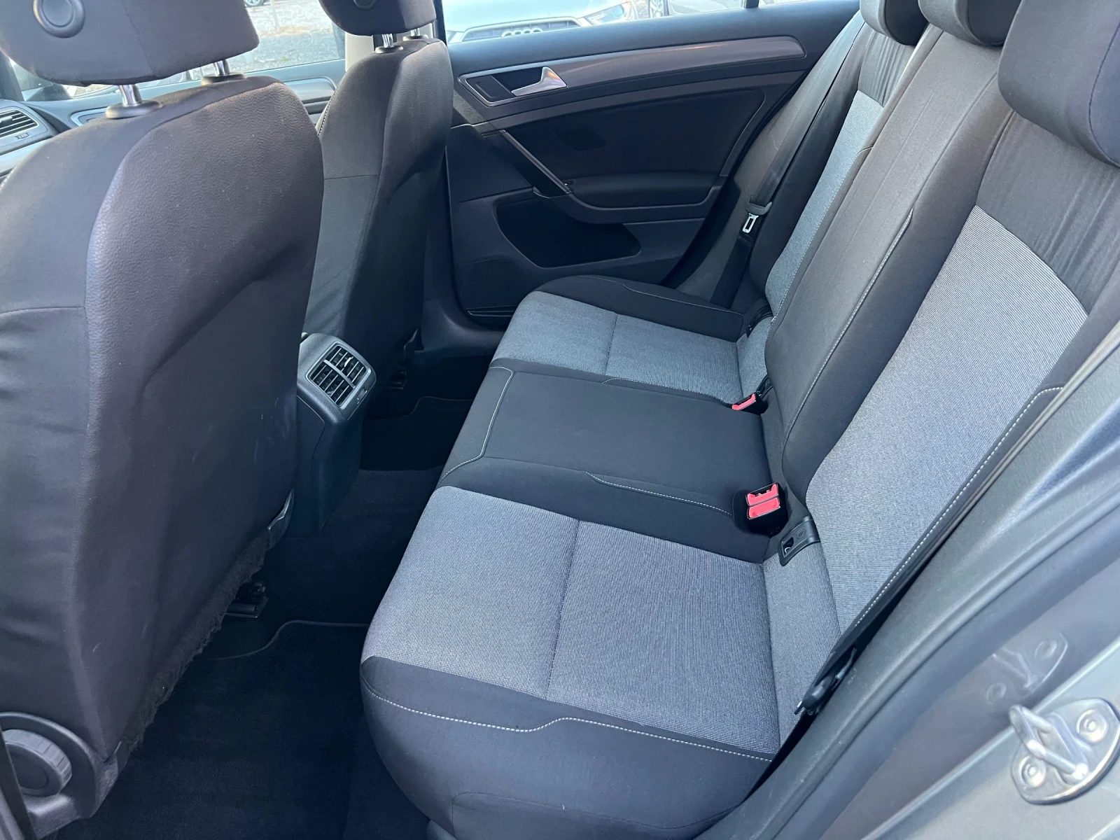 VW Golf 1.4 TGI BLUE MOTION | Mobile.bg — изображение 11