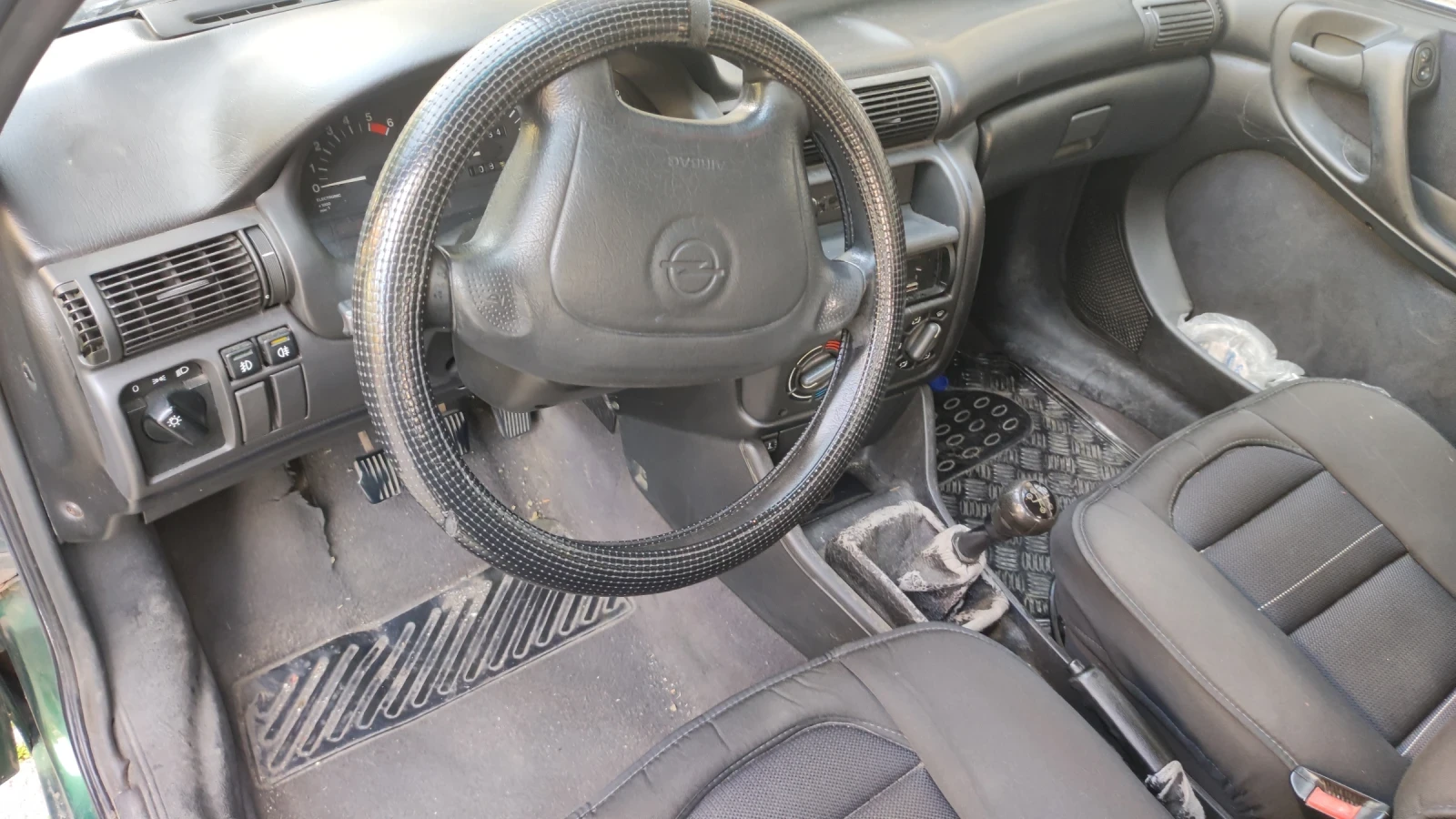 Opel Astra Исузу 1.7 ТД - изображение 2