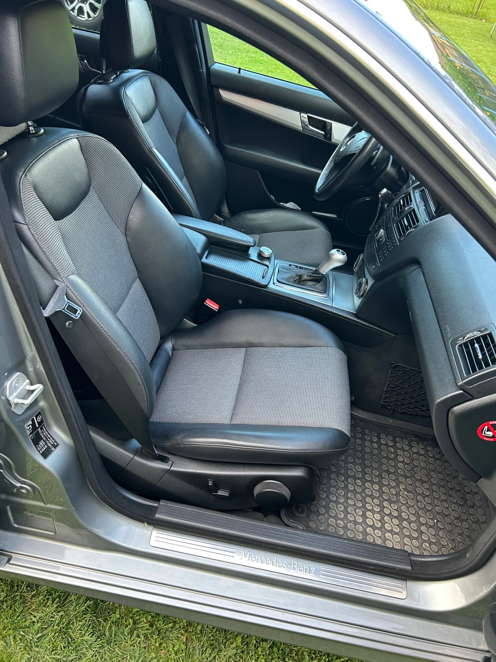 Mercedes-Benz C 200, снимка 8 - Автомобили и джипове - 53767180