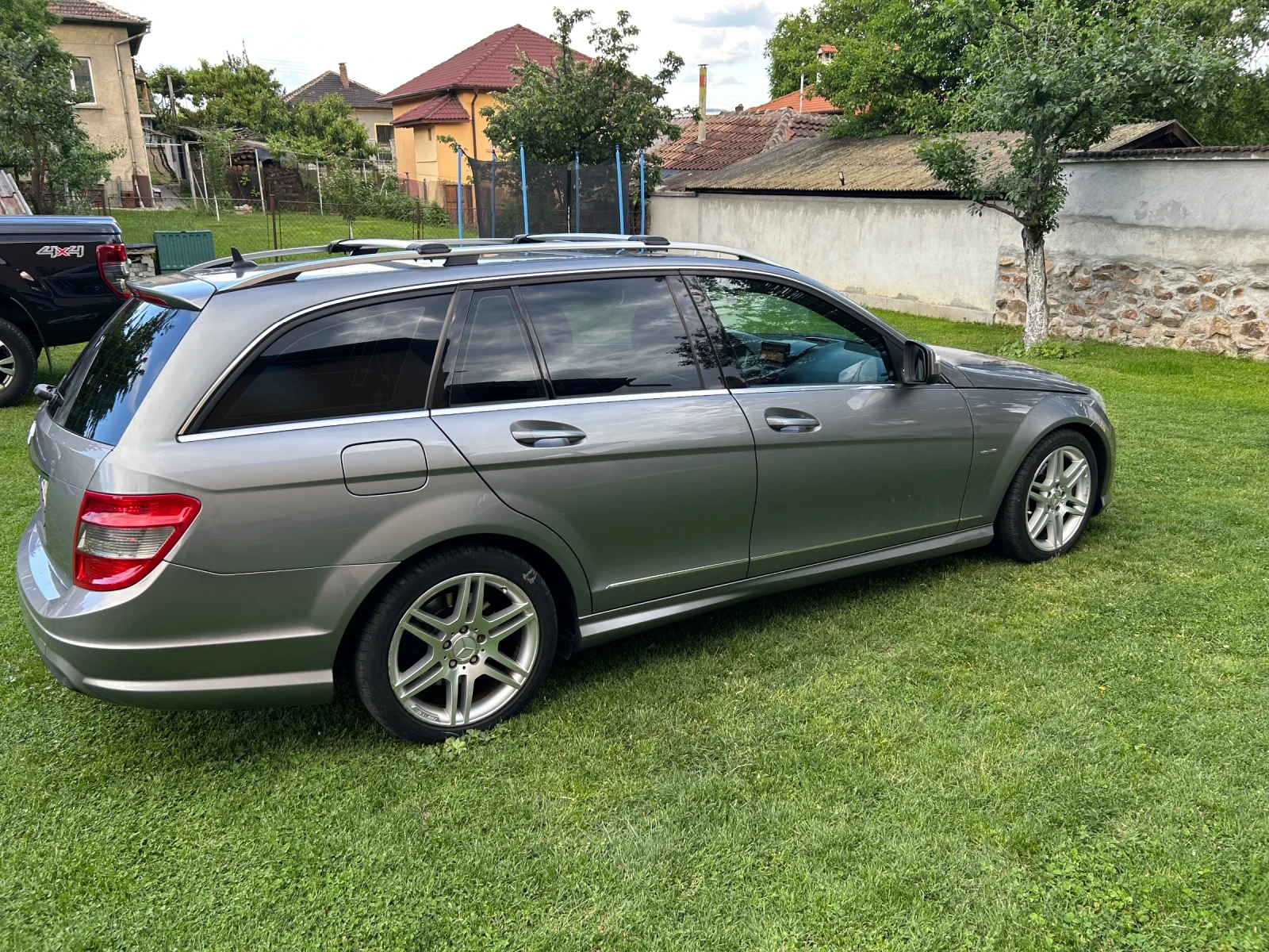 Mercedes-Benz C 200, снимка 2 - Автомобили и джипове - 53767180