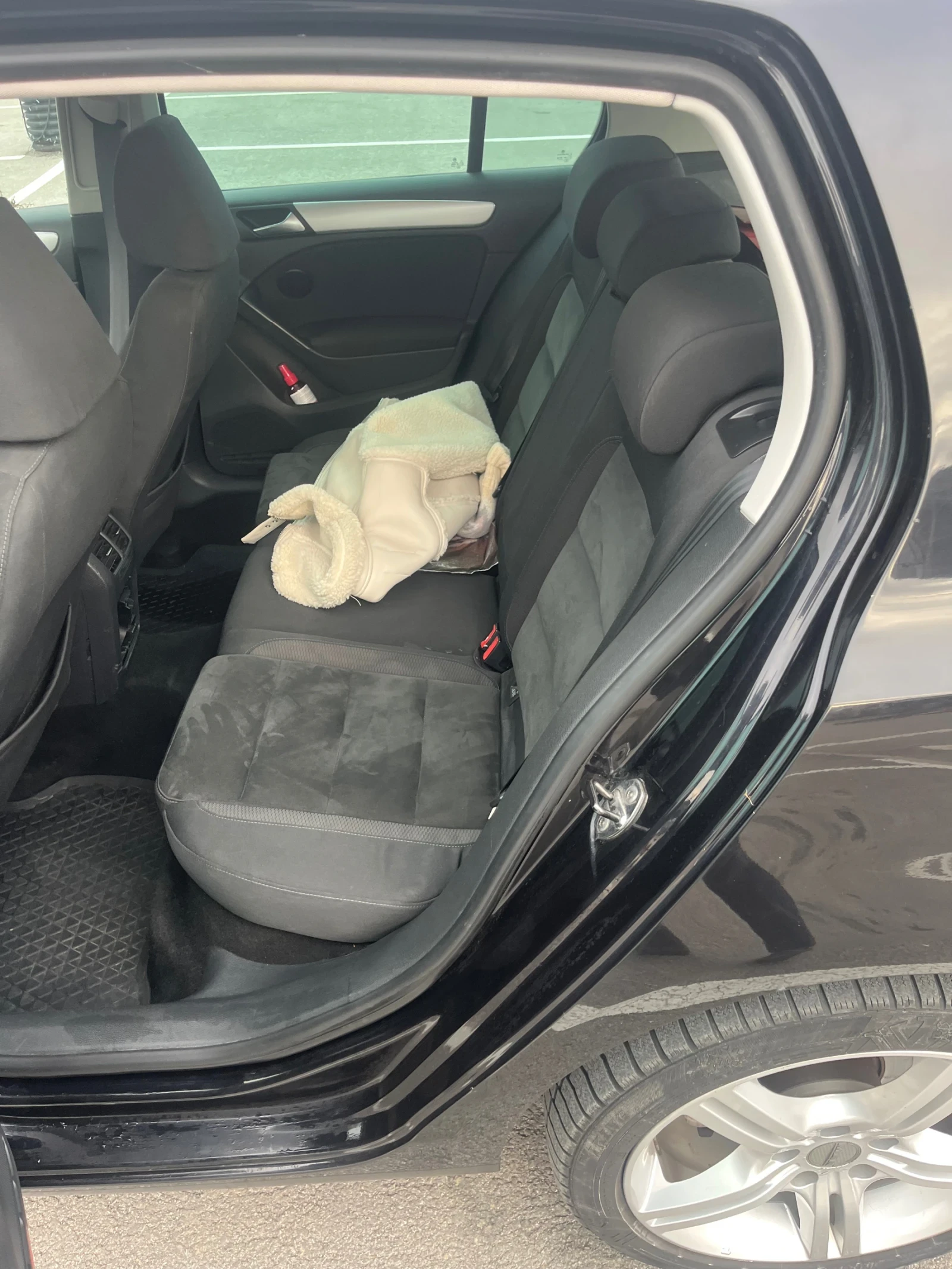 VW Golf, снимка 10 - Автомобили и джипове - 53829002